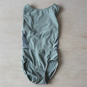 Eleve Allisin Leotatd